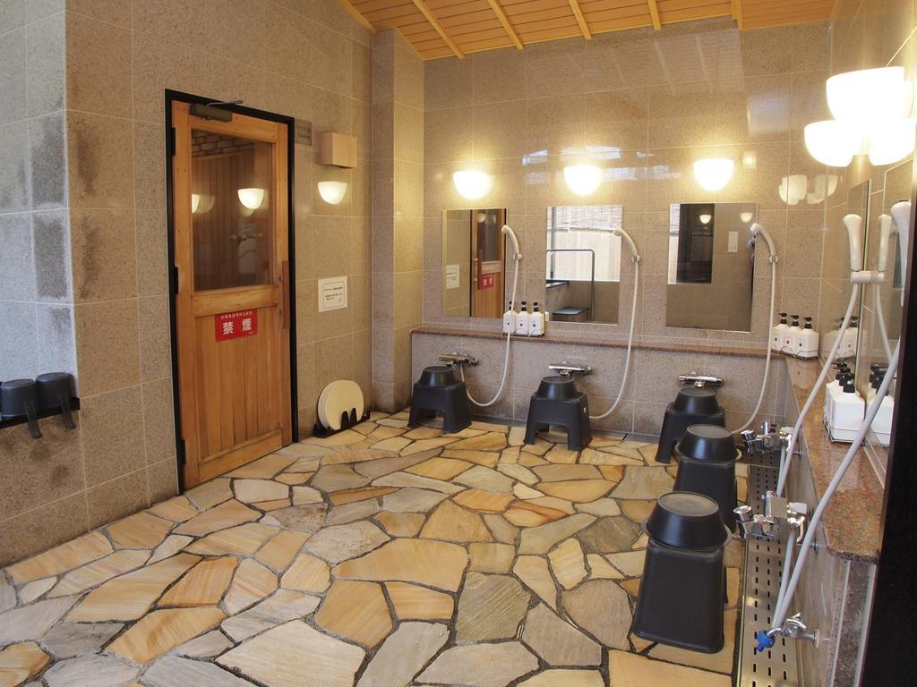 Toyoko Inn Hokkaido Sapporo Susukino Minami Exterior foto