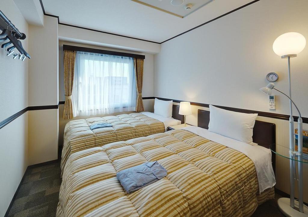 Toyoko Inn Hokkaido Sapporo Susukino Minami Exterior foto